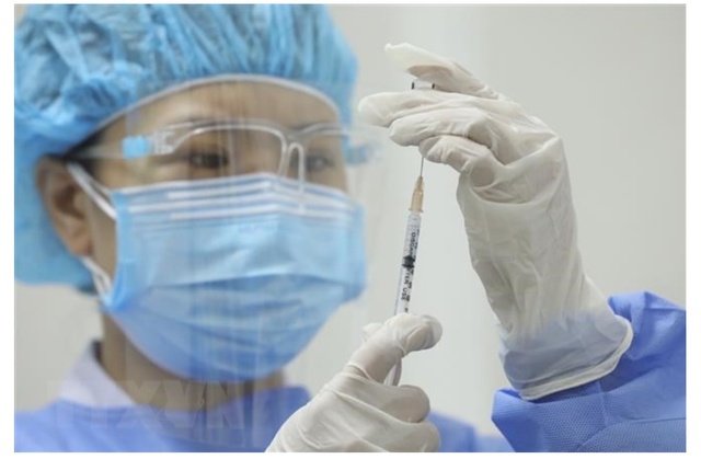 Nghi&ecirc;n cứu sản xuất vắc xin ung thư phổi l&agrave; một trong 4 trọng t&acirc;m - Ảnh 1.