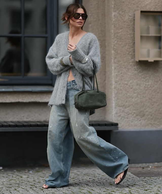 Quần jeans ống rộng, diện thế nào cũng chất- Ảnh 3.