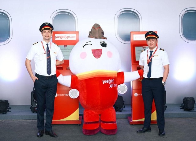 Đừng bỏ lỡ không gian chinh phục bầu trời cùng Vietjet tại Triển lãm 80 năm - Ảnh 4.