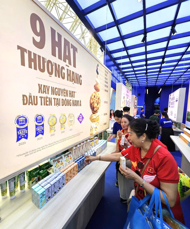 Vinamilk tạo điểm nhấn tại triển lãm thành tựu đất nước 80 năm - Ảnh 9.