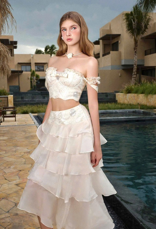 Điểm danh những kiểu váy tiệc gợi cảm, tinh tế cho ngày chớm thu- Ảnh 6.