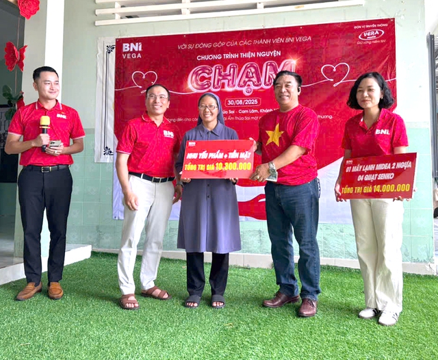 Khánh Hòa: Mang yêu thương đến trẻ khuyết tật Mái ấm Thừa Sai - Ảnh 1.