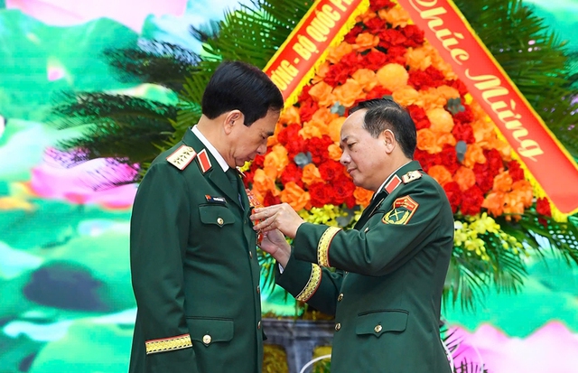 - Ảnh 1. - Ảnh 1.
