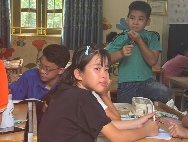 Chàng sinh viên tình nguyện mang Mùa hè xanh đến trẻ em vùng cao Tuyên Quang - Ảnh 5.