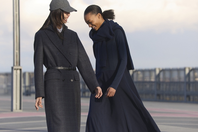 Trang phục đẹp, hiện đại và tỏa sáng trong từng nhịp bước- Ảnh 9.