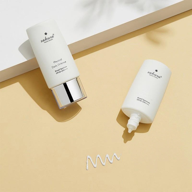 Top 7 kem chống nắng an to&agrave;n cho da sau laser v&agrave; phục hồi sự tươi trẻ - Ảnh 3.