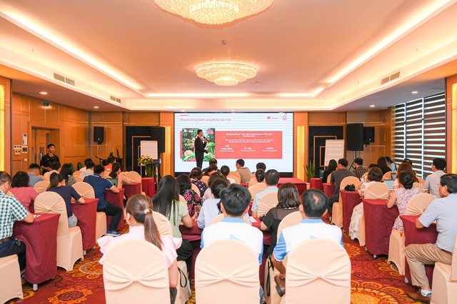 Tuần lễ TMĐT- Kết nối v&ugrave;ng Đ&agrave; Nẵng 2025: quảng b&aacute; sản phẩm OCOP qua Shopee Live - Ảnh 1.