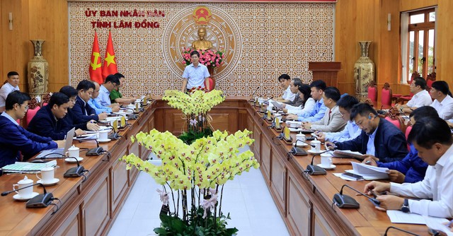 Đẩy nhanh xây dựng 2 bãi xe để giảm ùn tắc giao thông tại Đà Lạt - Ảnh 1.