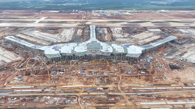 Bộ Xây dựng nói gì về đề xuất chuyển bay quốc tế về sân bay Long Thành?- Ảnh 1.