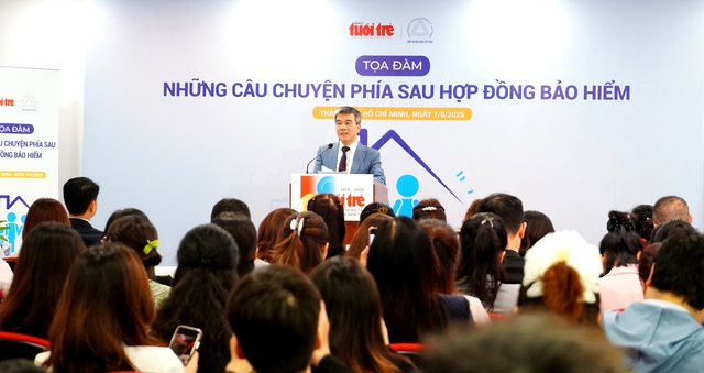 Bảo hiểm nhân thọ sát cánh với khách hàng trong những lúc khó khăn nhất- Ảnh 3.
