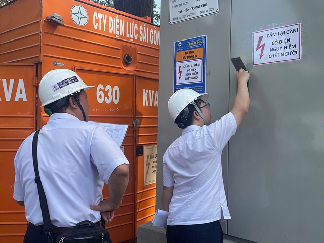 EVNHCMC: Cấp điện ổn định cho đại lễ kỷ niệm 80 năm Quốc khánh đất nước - Ảnh 1.