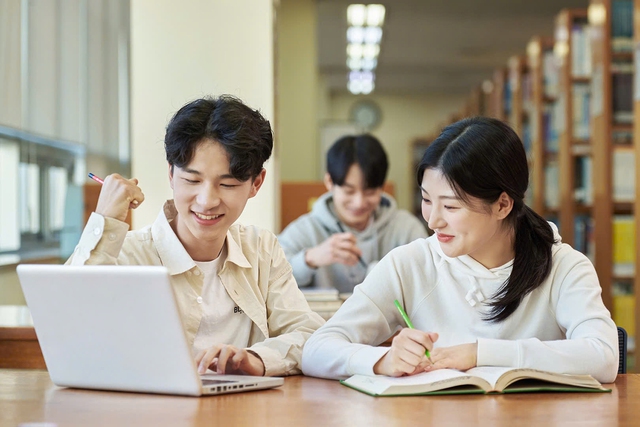 Chứng chỉ Cambridge English: Những điều cần biết trước khi đăng ký dự thi- Ảnh 1.