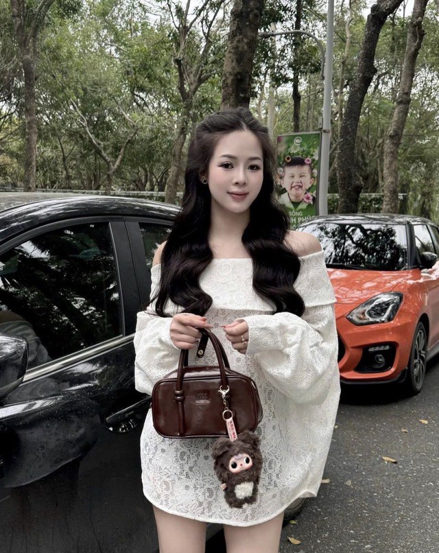 Bí quyết diện áo ren trễ vai đẹp chuẩn nàng thơ- Ảnh 7.