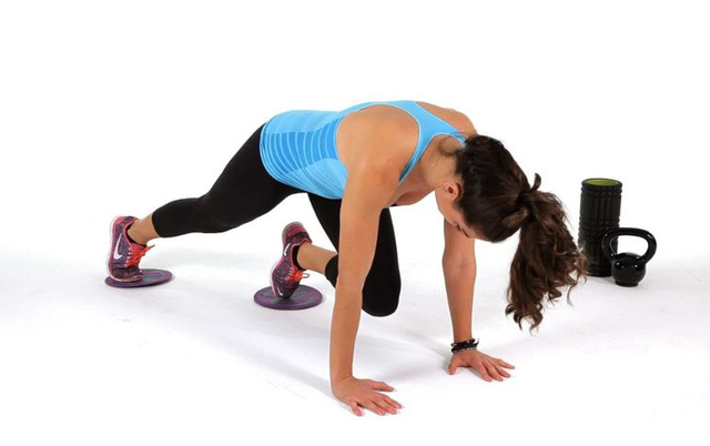 5 bài tập giúp nàng bận rộn vẫn 'siết được mỡ bụng' ngay tại nhà - Ảnh 3.