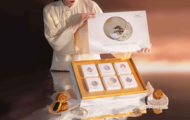 Khám phá bộ sưu tập bánh Trung thu cao cấp ‘Nguyệt Vũ Đoàn Viên’ của Mường Thanh- Ảnh 4. Khám phá bộ sưu tập bánh Trung thu cao cấp ‘Nguyệt Vũ Đoàn Viên’ của Mường Thanh- Ảnh 4.