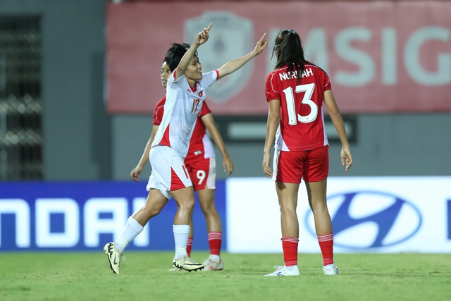 AFF Cup nữ 2025, đội tuyển nữ Việt Nam 5-0 Indonesia: Thu Thảo dứt điểm quyết đoán - Ảnh 1.