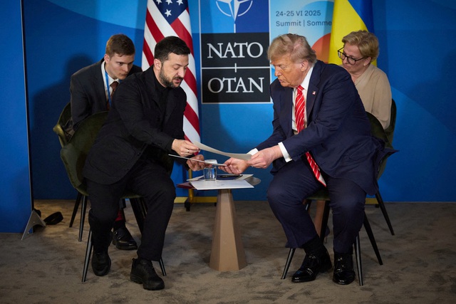 Mỹ tính mời Tổng thống Ukraine tới nơi tổ chức cuộc gặp Trump - Putin?- Ảnh 1. Mỹ tính mời Tổng thống Ukraine tới nơi tổ chức cuộc gặp Trump - Putin?- Ảnh 1.