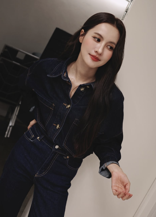 Áo khoác denim giúp nàng ghi điểm phong cách trong tiết trời giao mùa- Ảnh 6.