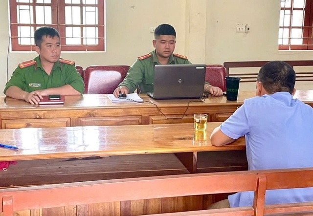 Công an triệu tập người chia sẻ video 'lấy xương người nấu cao' do AI tạo- Ảnh 1.
