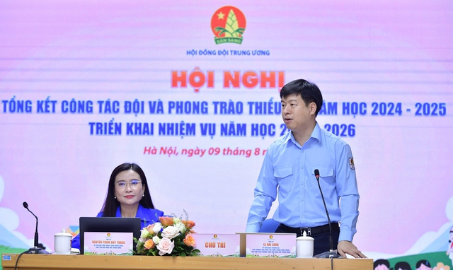 Rèn kỹ năng cho thiếu nhi trong không gian mạng- Ảnh 1. Rèn kỹ năng cho thiếu nhi trong không gian mạng- Ảnh 1.