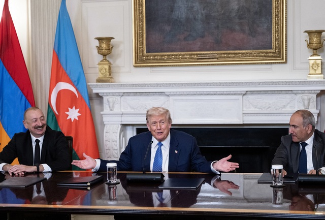 Iran ngăn xây vành đai được ông Trump hậu thuẫn theo thỏa thuận hòa bình Azerbaijan-Armenia - Ảnh 1.