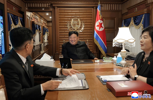 Kim Jong - un đến Trung Quốc dự lễ duyệt binh kỷ niệm chiến thắng phát xít - Ảnh 1. Kim Jong - un đến Trung Quốc dự lễ duyệt binh kỷ niệm chiến thắng phát xít - Ảnh 1.