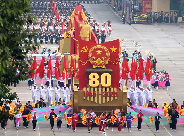 Từ Tuyên ngôn độc lập đến Kỷ nguyên dân tộc vươn mình- Ảnh 1. Từ Tuyên ngôn độc lập đến Kỷ nguyên dân tộc vươn mình- Ảnh 1.