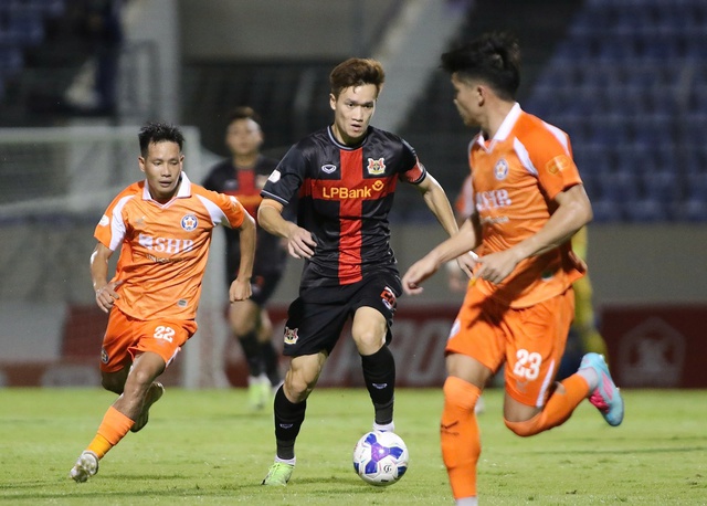 Giám đốc điều hành CLB Thanh Hóa có động thái đáng chú ý, cần khoảng lặng để vượt bão - Ảnh 1. Giám đốc điều hành CLB Thanh Hóa có động thái đáng chú ý, cần khoảng lặng để vượt bão - Ảnh 1.