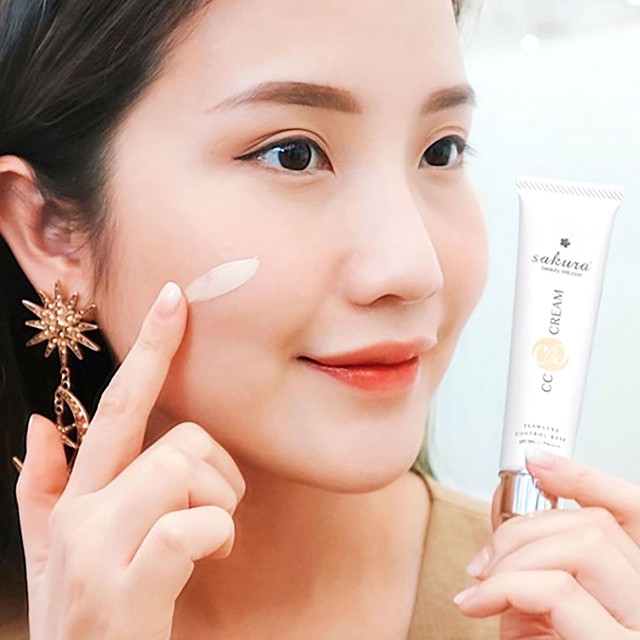 Top 3 kem chống nắng nâng tone trắng hồng phát sáng, filter còn thấy vô dụng- Ảnh 4. Top 3 kem chống nắng nâng tone trắng hồng phát sáng, filter còn thấy vô dụng- Ảnh 4.