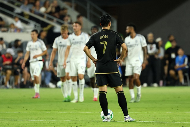 Son Heung-min bất lực vì cột dọc, theo chân Messi không nếm hương vị chiến thắng ngay sân nhà- Ảnh 1. Son Heung-min bất lực vì cột dọc, theo chân Messi không nếm hương vị chiến thắng ngay sân nhà- Ảnh 1.