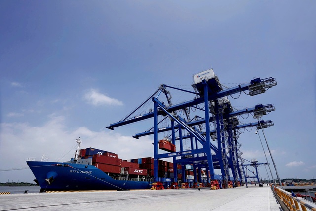 Đồng Nai thu hút 2 tỉ USD vốn FDI trong 8 tháng đầu năm 2025 - Ảnh 1. Đồng Nai thu hút 2 tỉ USD vốn FDI trong 8 tháng đầu năm 2025 - Ảnh 1.