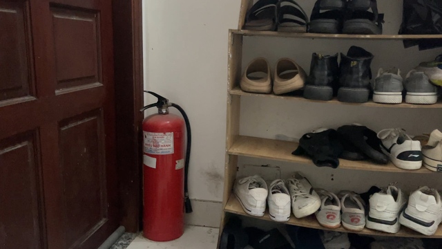 Hộp ngủ b&iacute; b&aacute;ch, thiếu an to&agrave;n: V&igrave; sao nhiều t&acirc;n sinh vi&ecirc;n vẫn thu&ecirc;? - Ảnh 6.