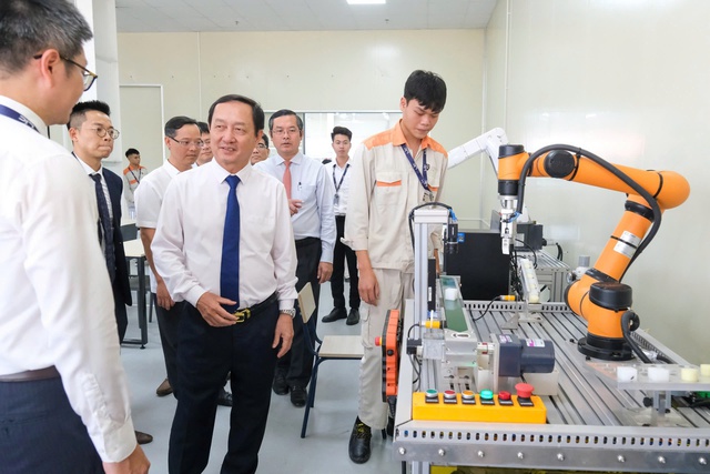Thúc đẩy tự chủ thực chất trong giáo dục nghề nghiệp - Ảnh 1.