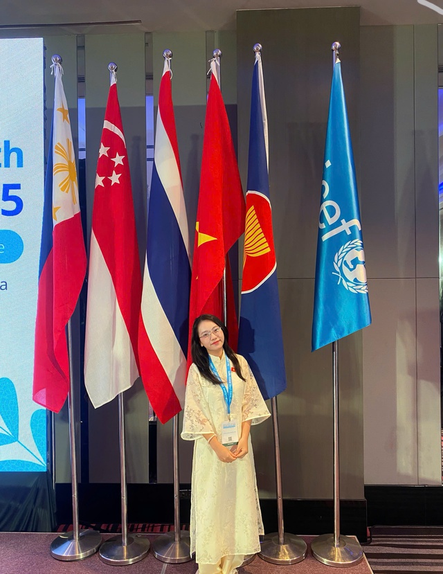 Nữ sinh từ bản làng vùng cao đến Hội nghị Thượng đỉnh về khí hậu ASEAN - Ảnh 2.