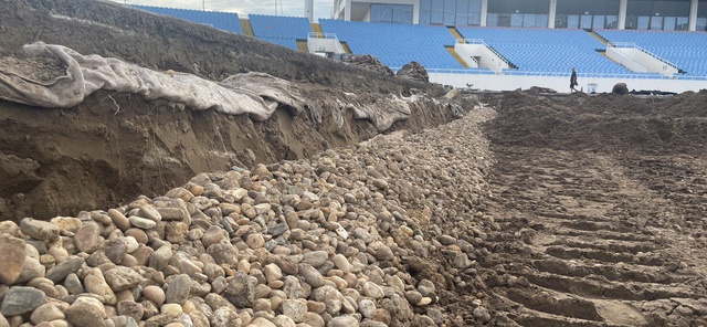 Mặt s&acirc;n Mỹ Đ&igrave;nh được cấp 10 tỉ đồng l&agrave;m mới ho&agrave;n to&agrave;n: Giải ng&acirc;n đợt 1 l&agrave;&hellip;- Ảnh 5.