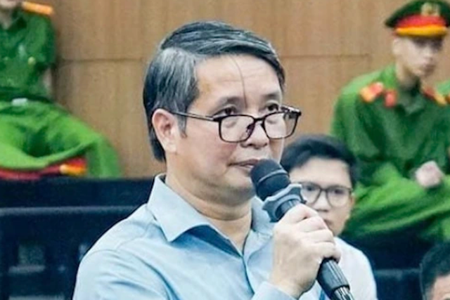 Ông Phạm Thái Hà đau xót vì 'những cái dễ dãi của mình' - Ảnh 2.