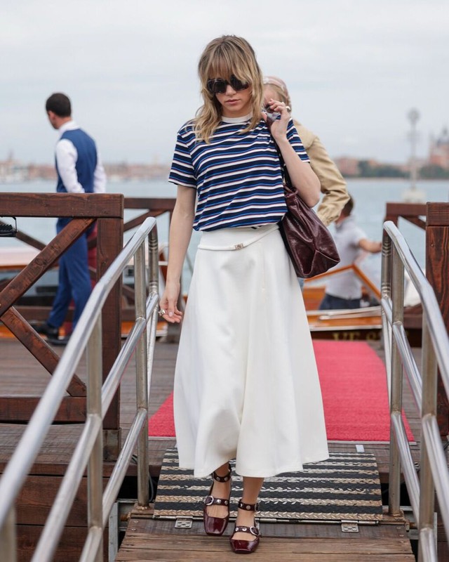 Giày cao gót và kiểu giày hợp diện cùng váy dáng dài - Ảnh 9.