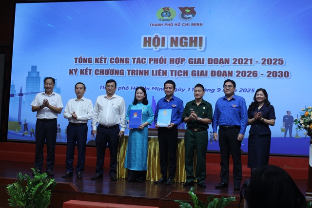 TP.HCM chi hàng ngàn tỉ đồng chăm lo đời sống thanh niên, công nhân- Ảnh 2.