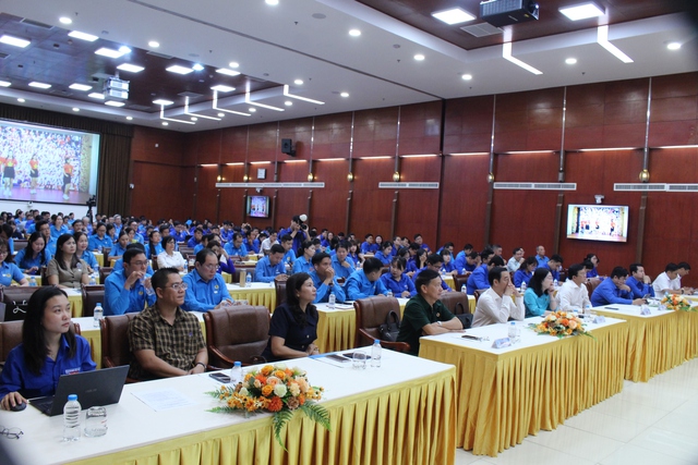 TP.HCM chi hàng ngàn tỉ đồng chăm lo đời sống thanh niên, công nhân- Ảnh 3.