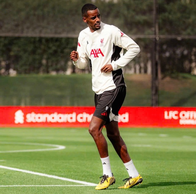 Có thêm Isak, Liverpool tấn công thế nào?- Ảnh 1.