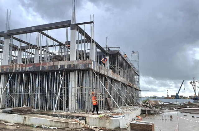 Cà Mau: Nhiều dự án trọng điểm chậm tiến độ, kéo lùi giải ngân vốn đầu tư- Ảnh 2.