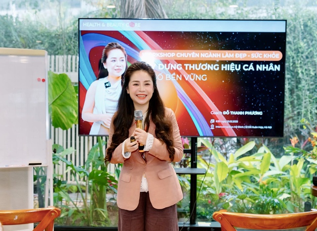 Người phụ nữ 4 năm đạp xe đi làm - Ảnh 2.