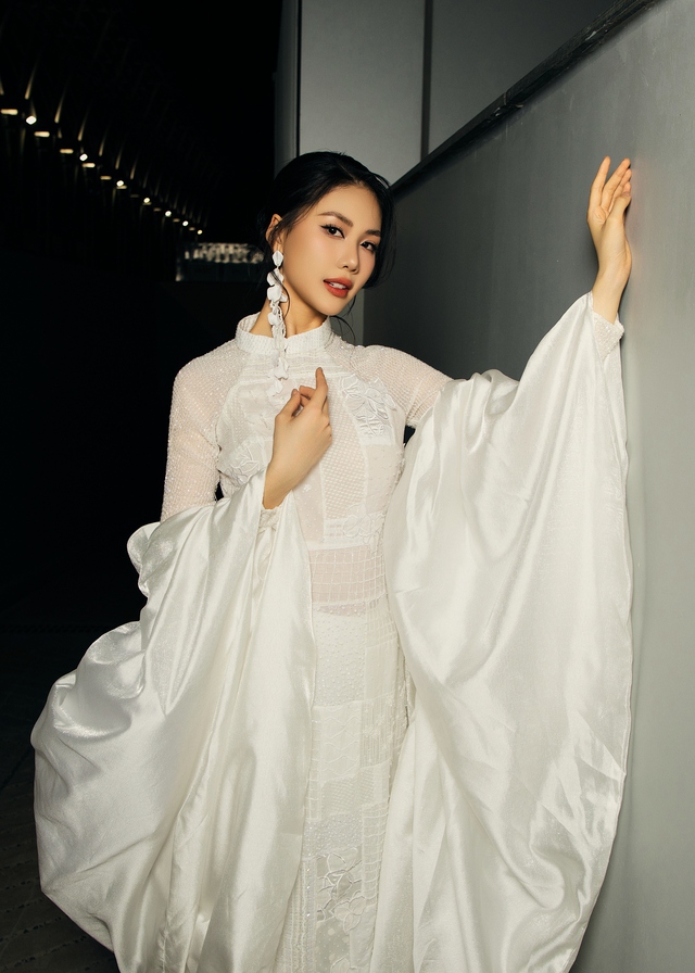 

Người đẹp chưa đưa ra phản hồi về vụ việc trong khi Miss Universe Vietnam đã có phản hồi đầu tiên  