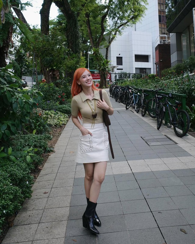 Hô biến phong cách từ thanh lịch đến năng động với áo polo- Ảnh 7. Hô biến phong cách từ thanh lịch đến năng động với áo polo- Ảnh 7.