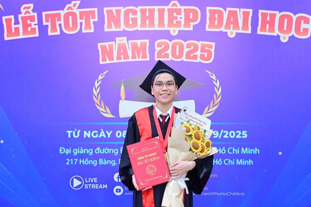 Hành trình từ thủ khoa khối B đến thủ khoa đầu ra Trường Y - Ảnh 2.