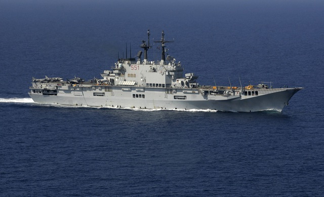 Indonesia đang cân nhắc mua lại tàu sân bay cũ của một nước NATO? - Ảnh 1.