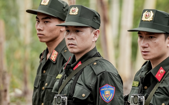 Binz bối rối khi đồng nghiệp tiết lộ 'sắp lấy vợ' - Ảnh 2.
