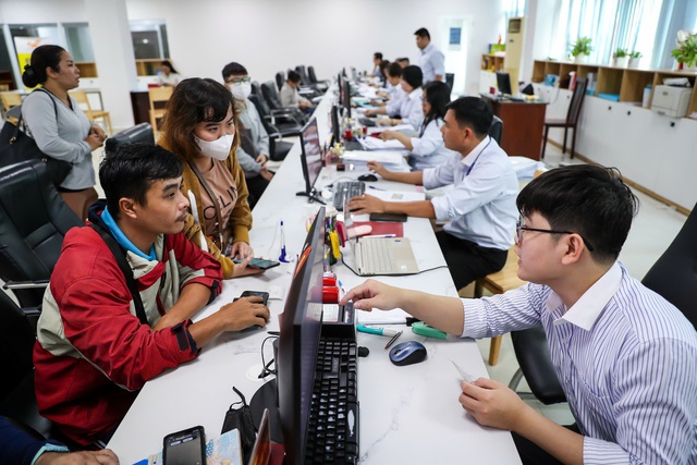 Từ 1.11, 5 nhóm chứng thực không phụ thuộc vào nơi cư trú- Ảnh 1.