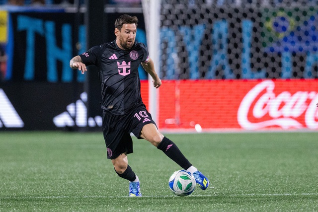 Son Heung-min rực sáng trong ngày Messi sút hỏng phạt đền khiến Inter Miami thảm bại- Ảnh 1. Son Heung-min rực sáng trong ngày Messi sút hỏng phạt đền khiến Inter Miami thảm bại- Ảnh 1.