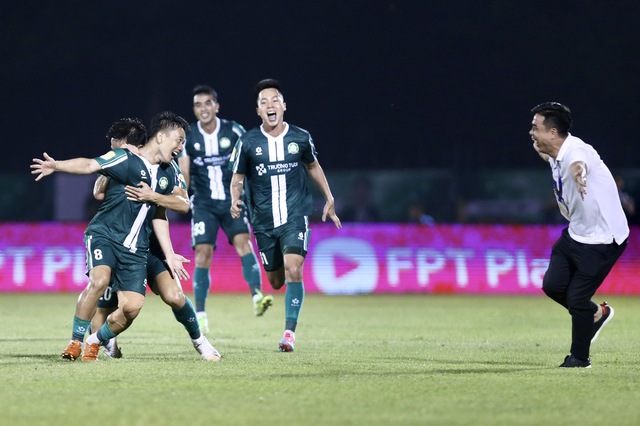 HLV Việt Thắng tiết lộ t&igrave;nh trạng C&ocirc;ng Phượng, d&agrave;nh lời khen đặc biệt cho Minh Vương- Ảnh 2.